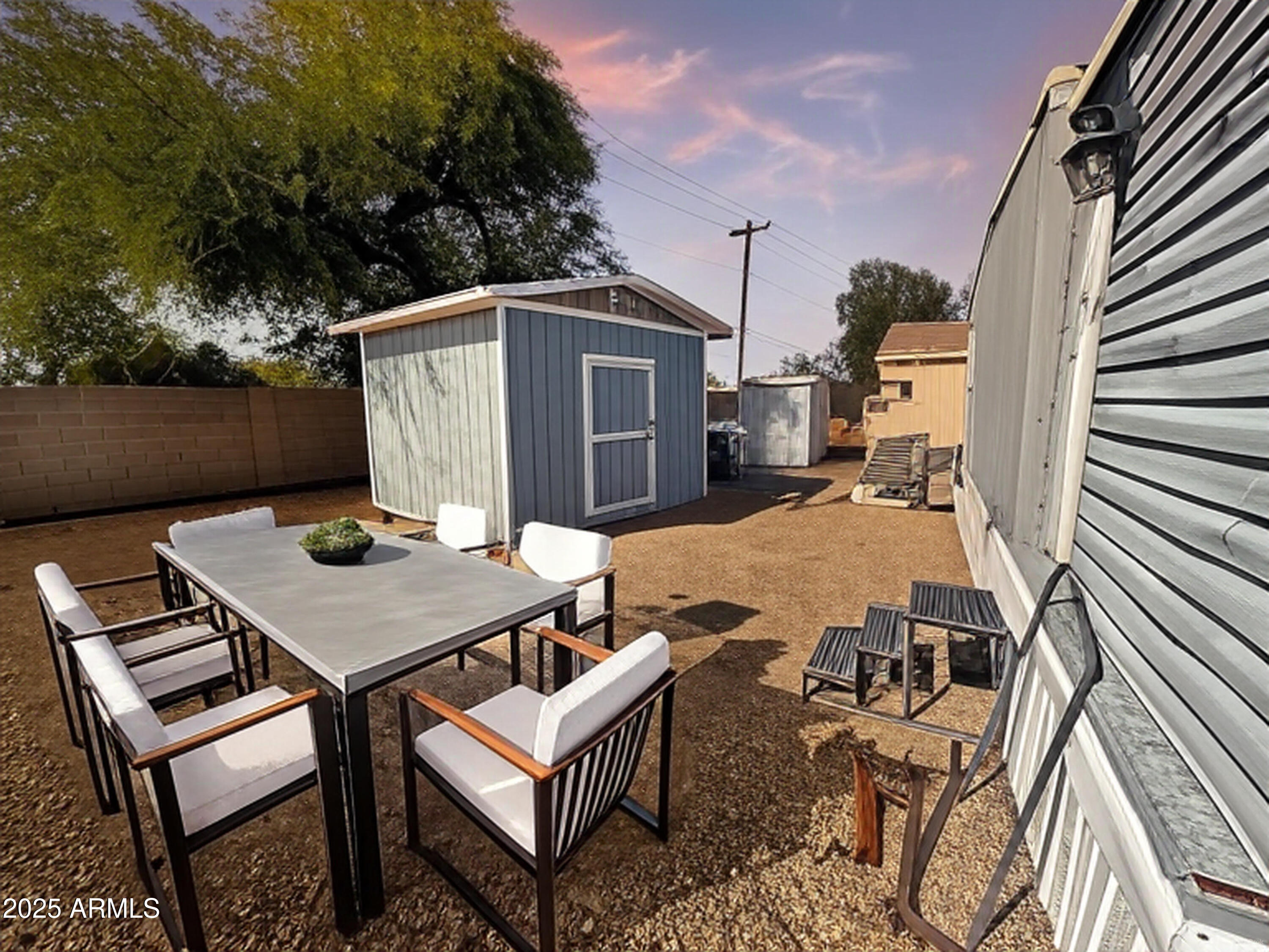 201 S Greenfield Road 18