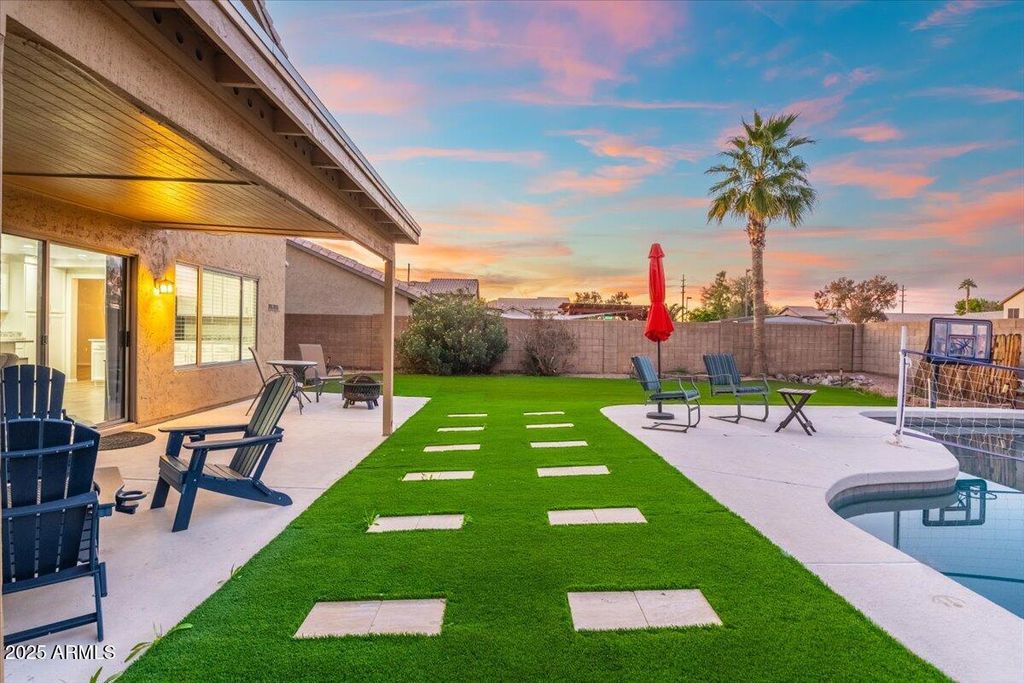 Photo of 1644 E Laurel Avenue, Gilbert, AZ 85234 (MLS # 6958911)