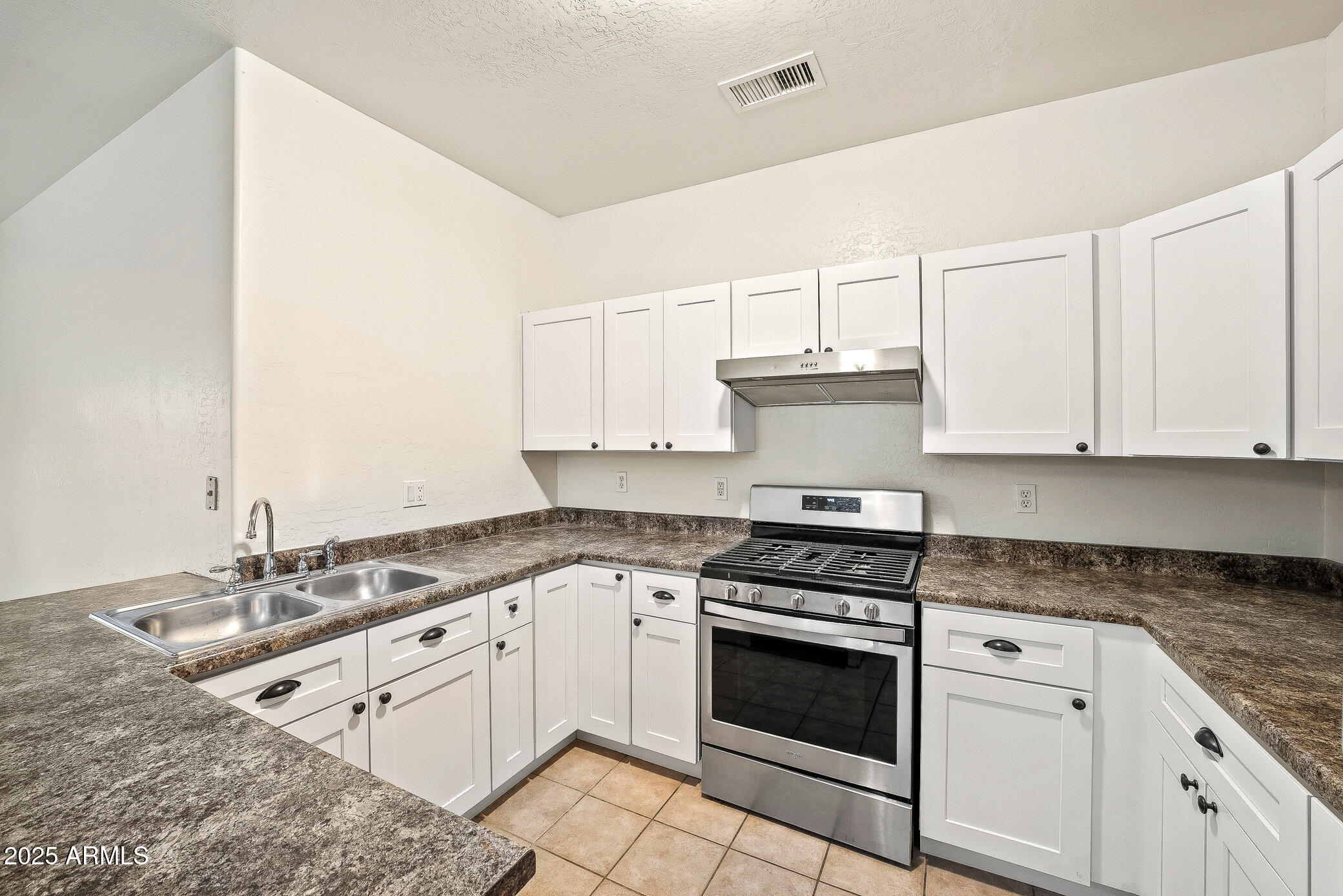 11206 W GRANADA Road