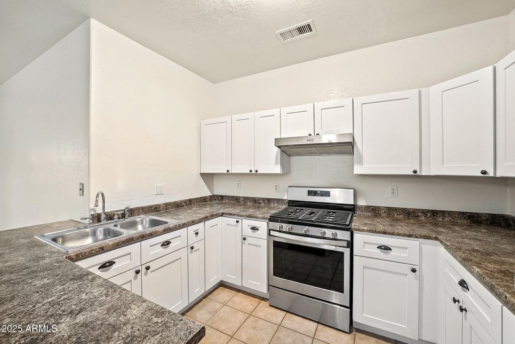 Photo of 11206 W Granada Road, Avondale, AZ 85392 (MLS # 6956564)