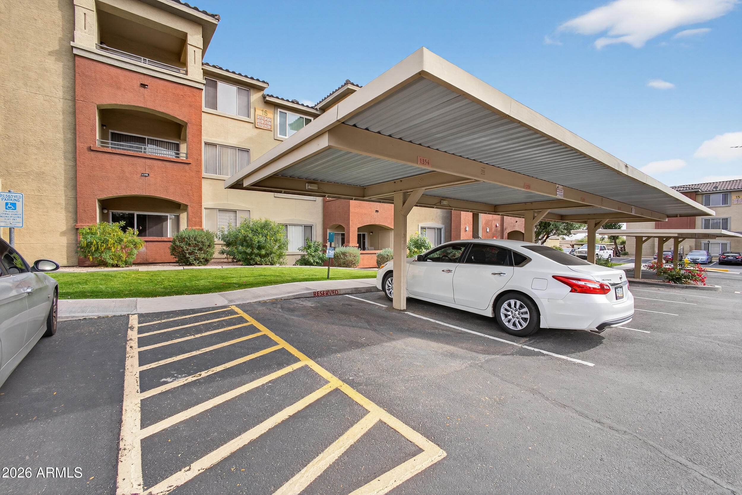 5401 E VAN BUREN Street 3113