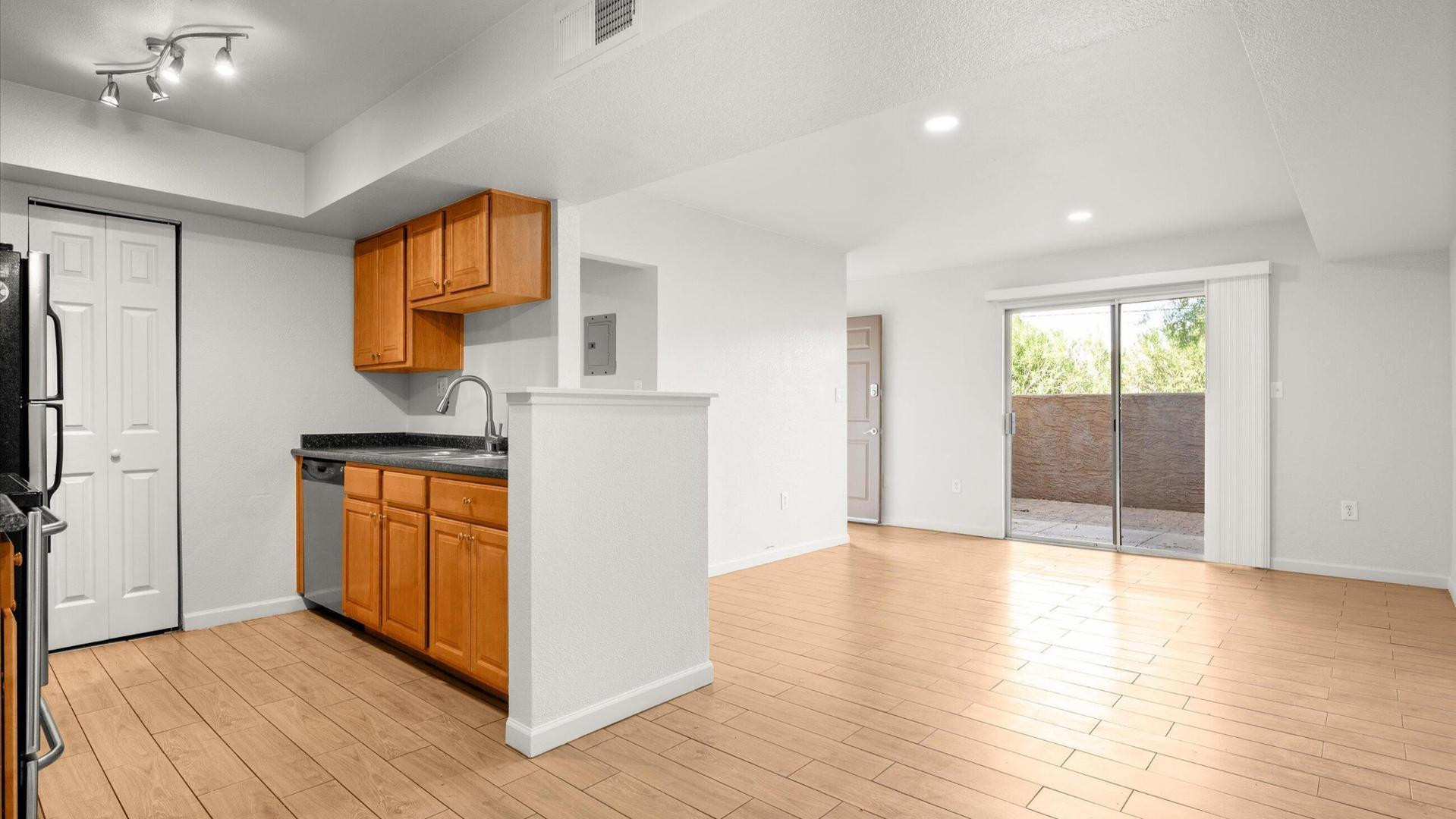 5877 N Granite Reef Road Apt 1154