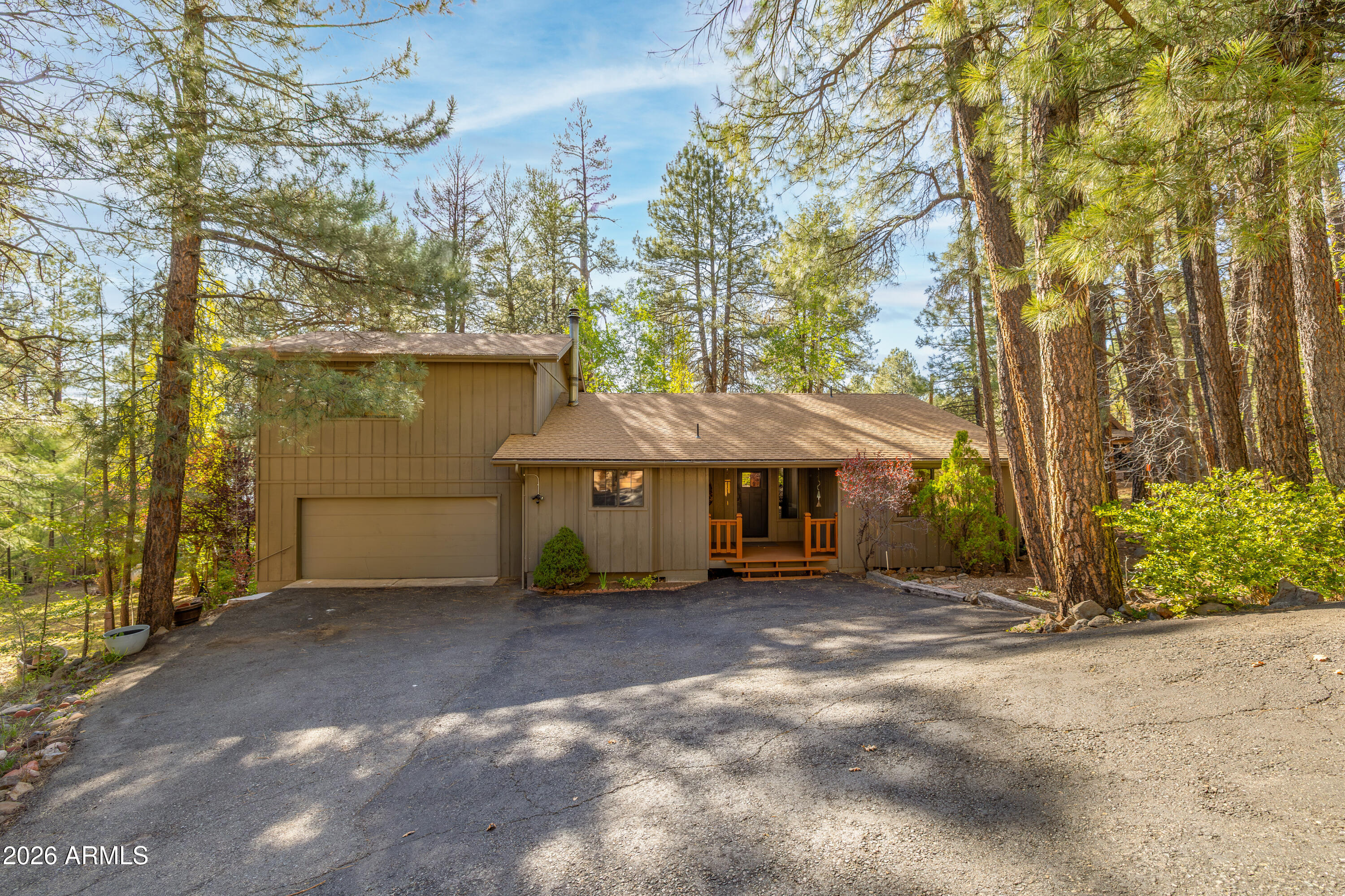 1253 E Raintree Place