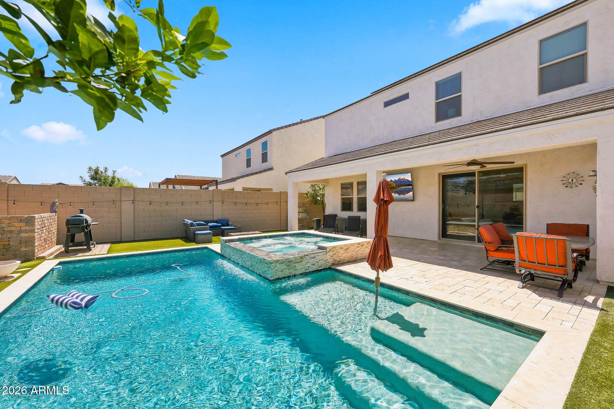 12644 W NOGALES Drive