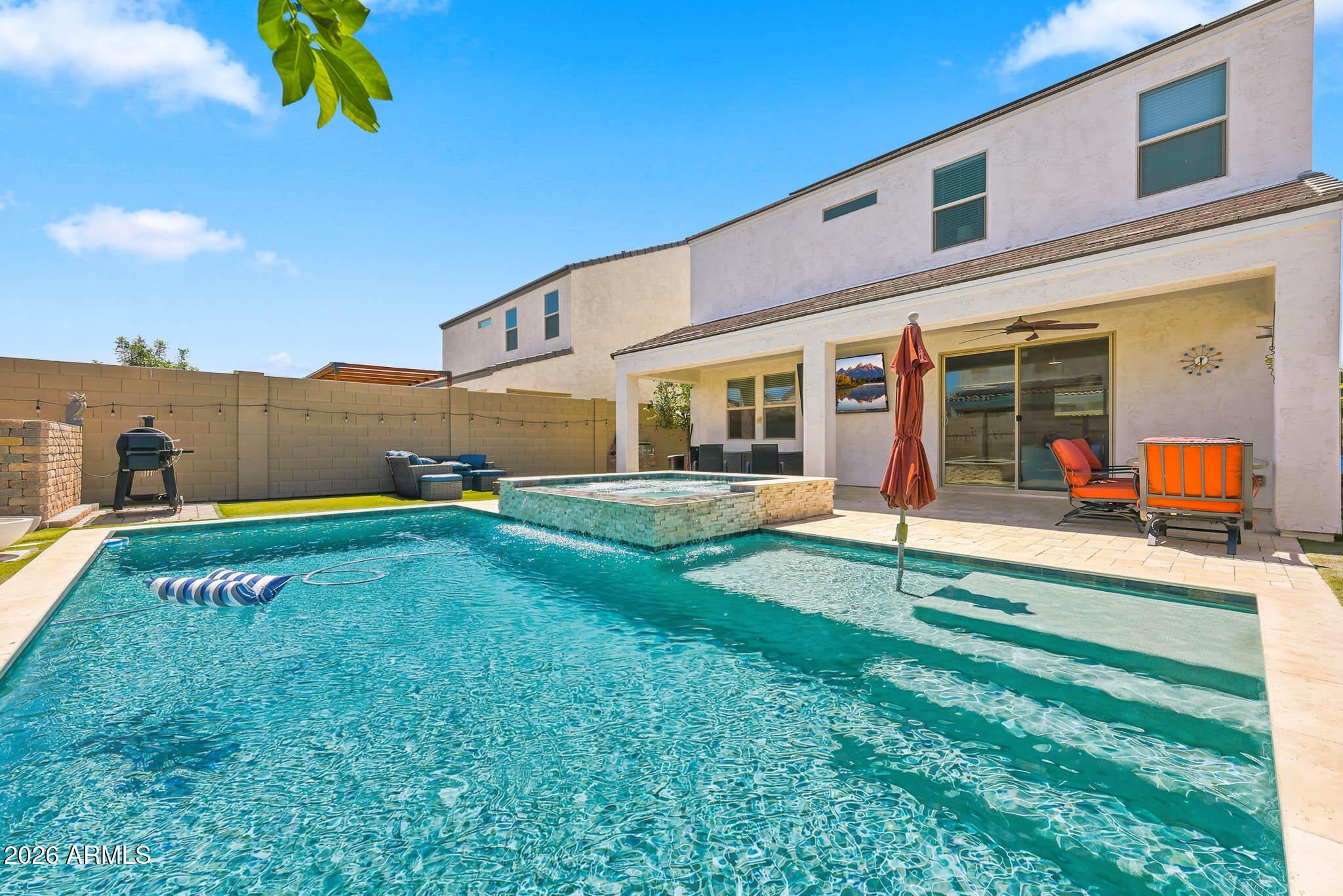 12644 W NOGALES Drive