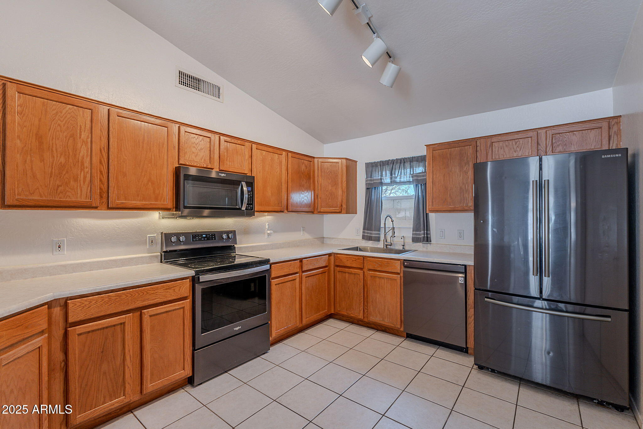 17403 N 16TH Place