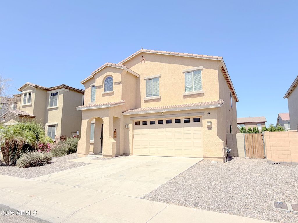 Photo of 1084 E Saddleback Place, San Tan Valley, AZ 85143 (MLS # 7013535)