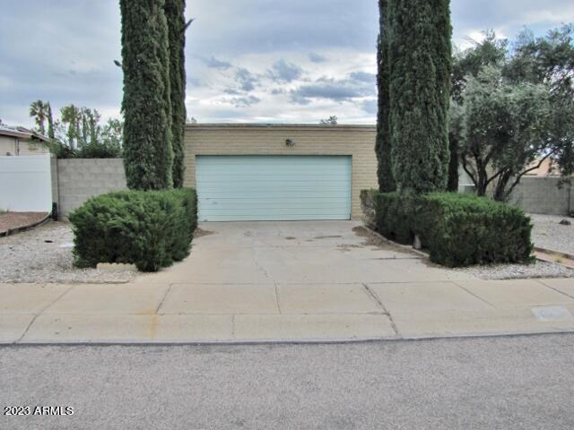 VISTA VILLAGE UNIT 1 - Residential Lease
