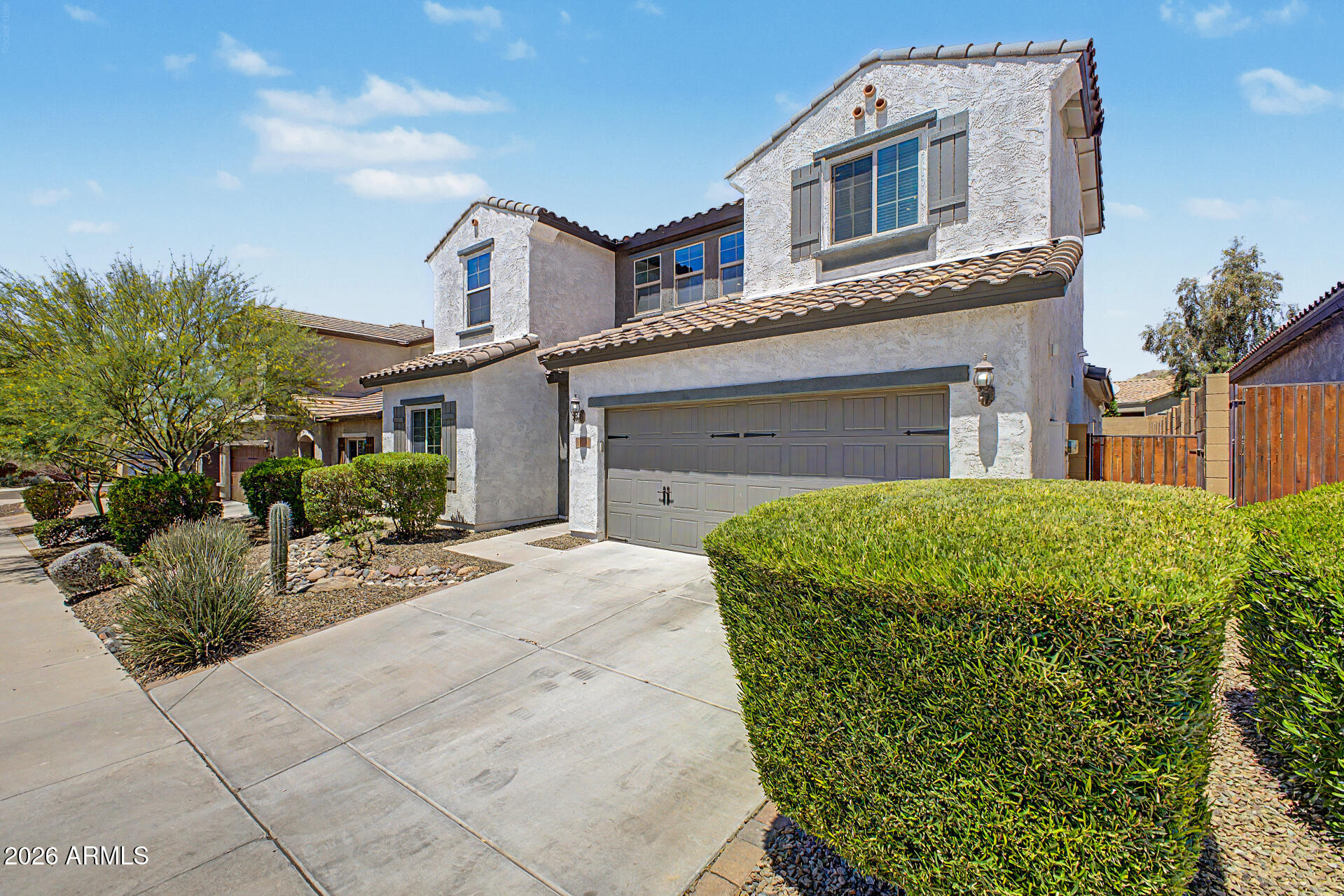 1826 W FETLOCK Trail
