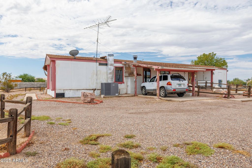 Photo of 9835 N Scott Drive, Casa Grande, AZ 85122 (MLS # 6914774)