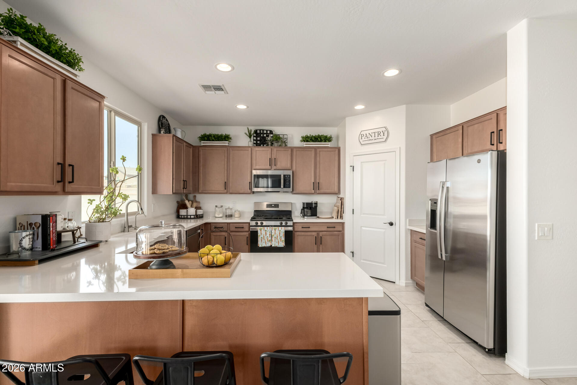 18042 W JONES Avenue