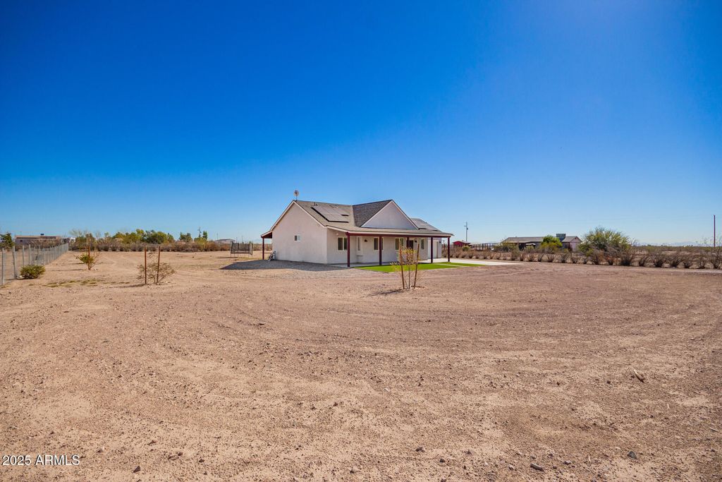Photo of 1027 N 360th Avenue, Tonopah, AZ 85354 (MLS # 6935625)