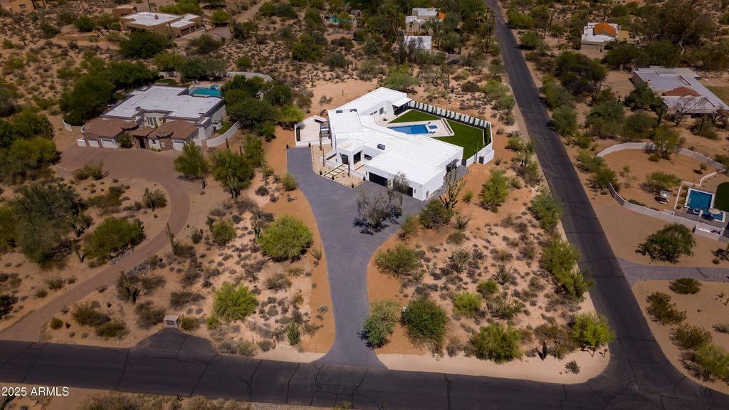 Photo of 23433 N 84th Place, Scottsdale, AZ 85255 (MLS # 6969589)