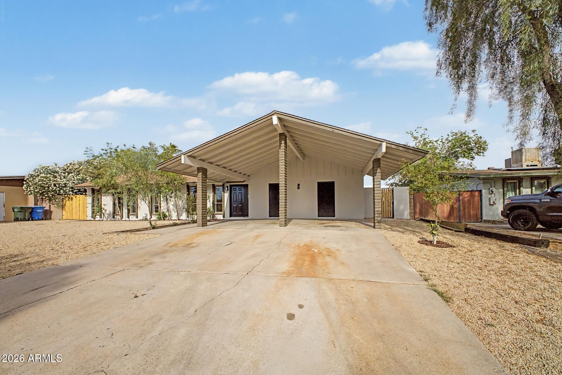 12629 N ROSEWOOD Avenue