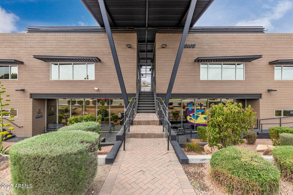 Photo of 2402 S Rural Road #101/201, Tempe, AZ 85282 (MLS # 7009684)