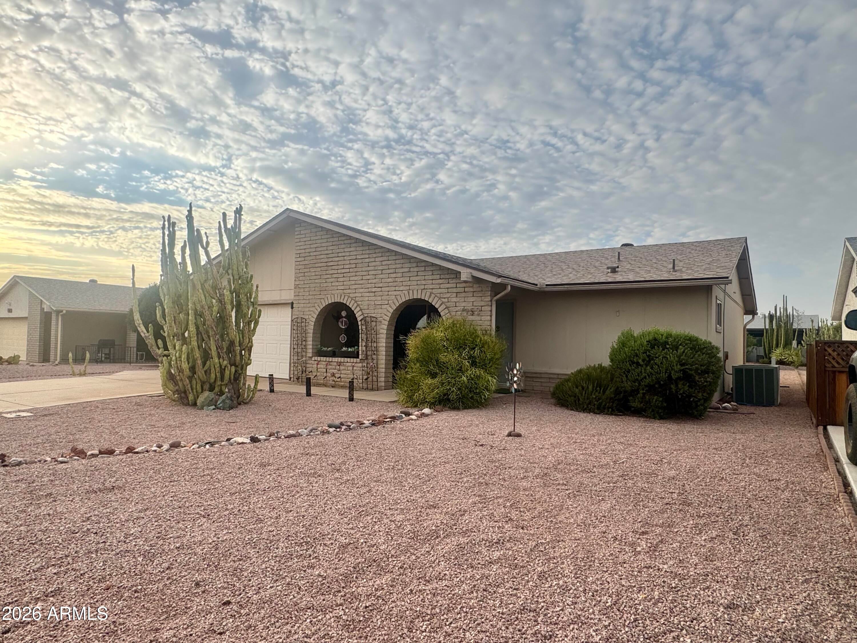 7952 E FRITO Drive