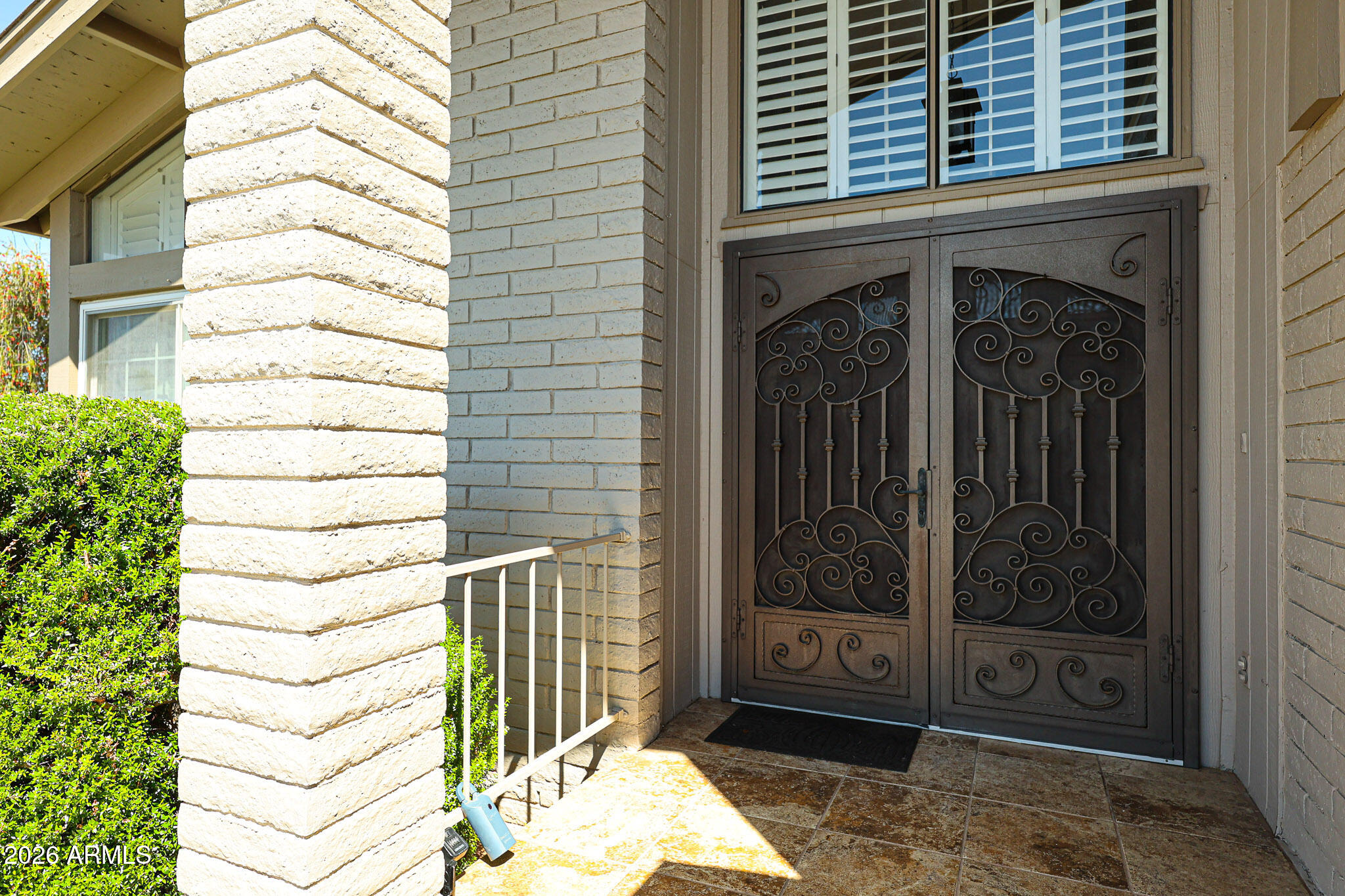 1462 W LINDNER Avenue