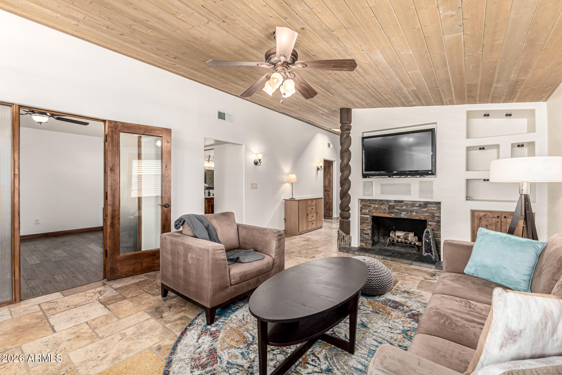 601 W GIBRALTAR Lane