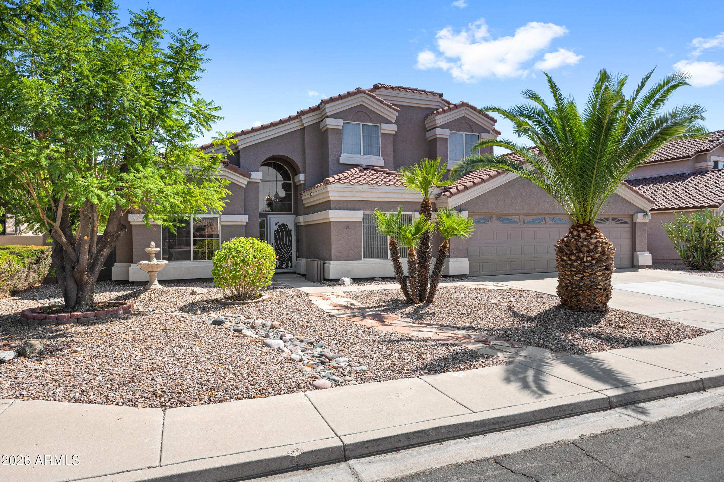 713 W JOHNSON Drive