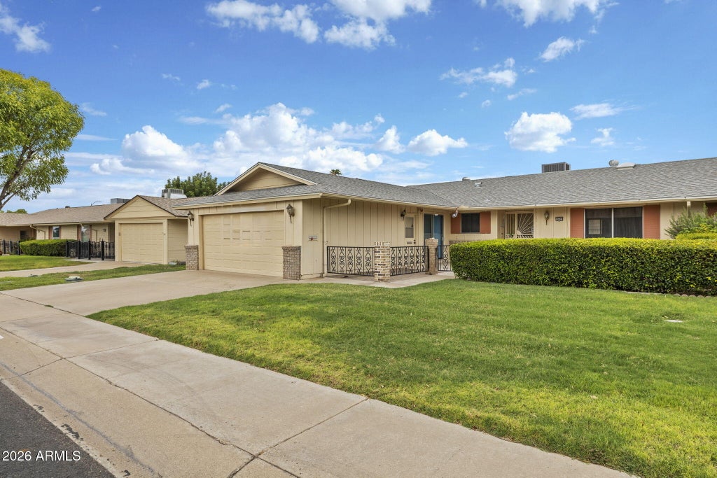 Photo of 10432 W Desert Forest Circle, Sun City, AZ 85351 (MLS # 7054729)