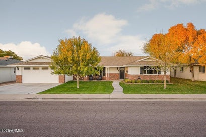 4302 E WELDON Avenue Phoenix AZ 85018