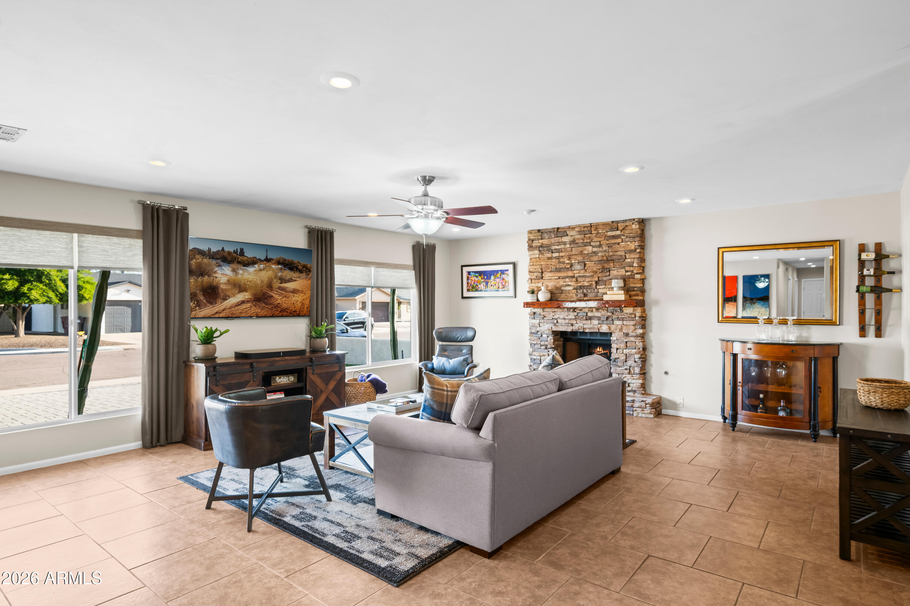 8249 E HUBBELL Street