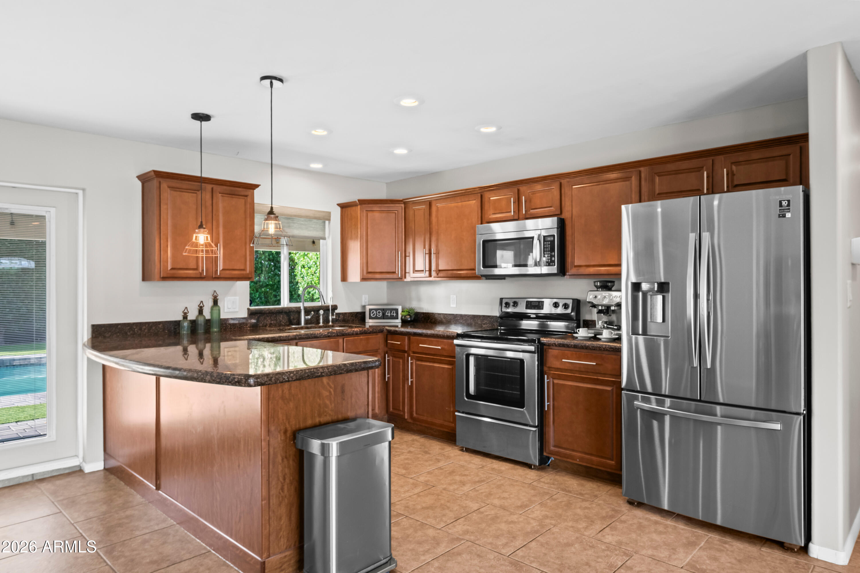 8249 E HUBBELL Street