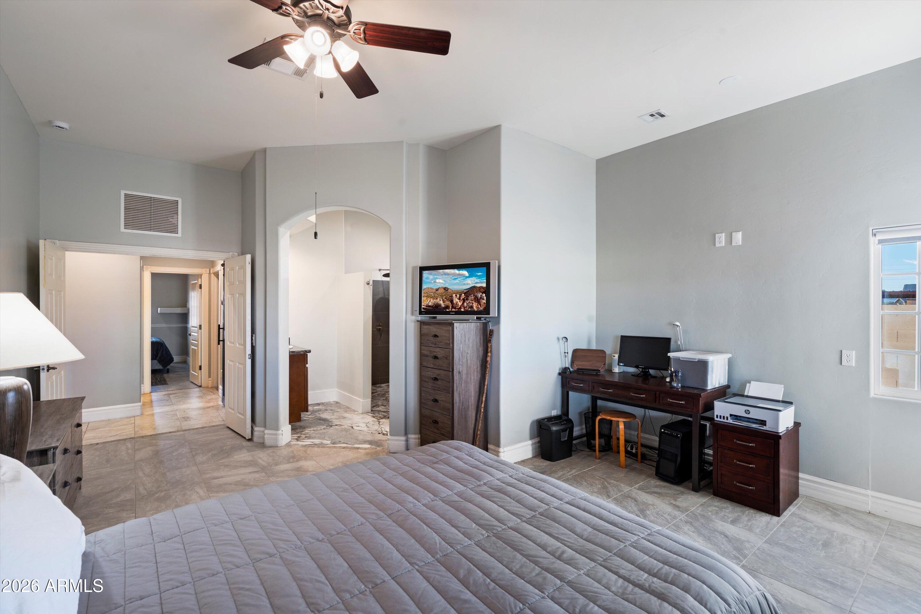 3652 E Vista Grande --