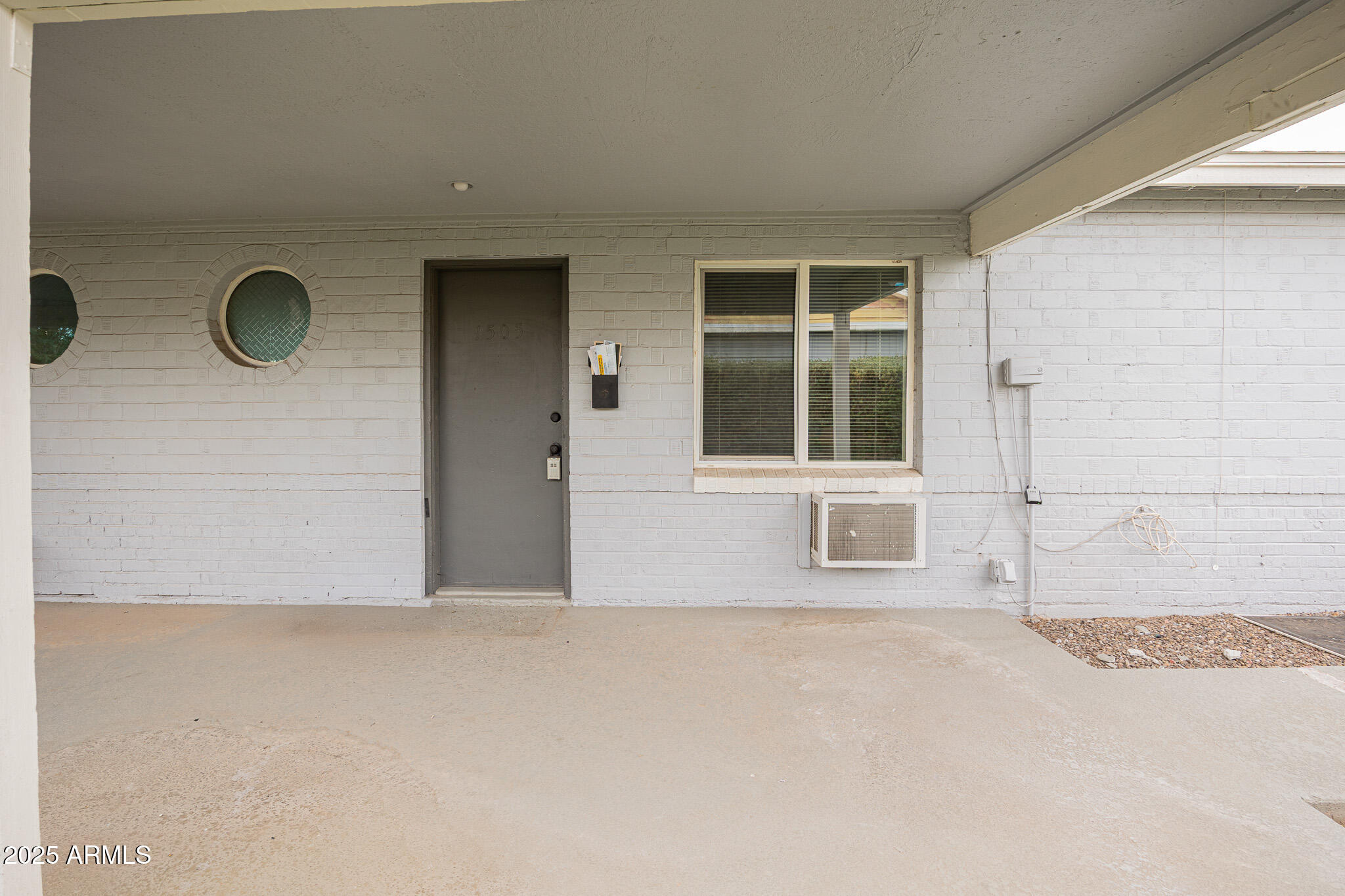 1505 E HARVARD Street B