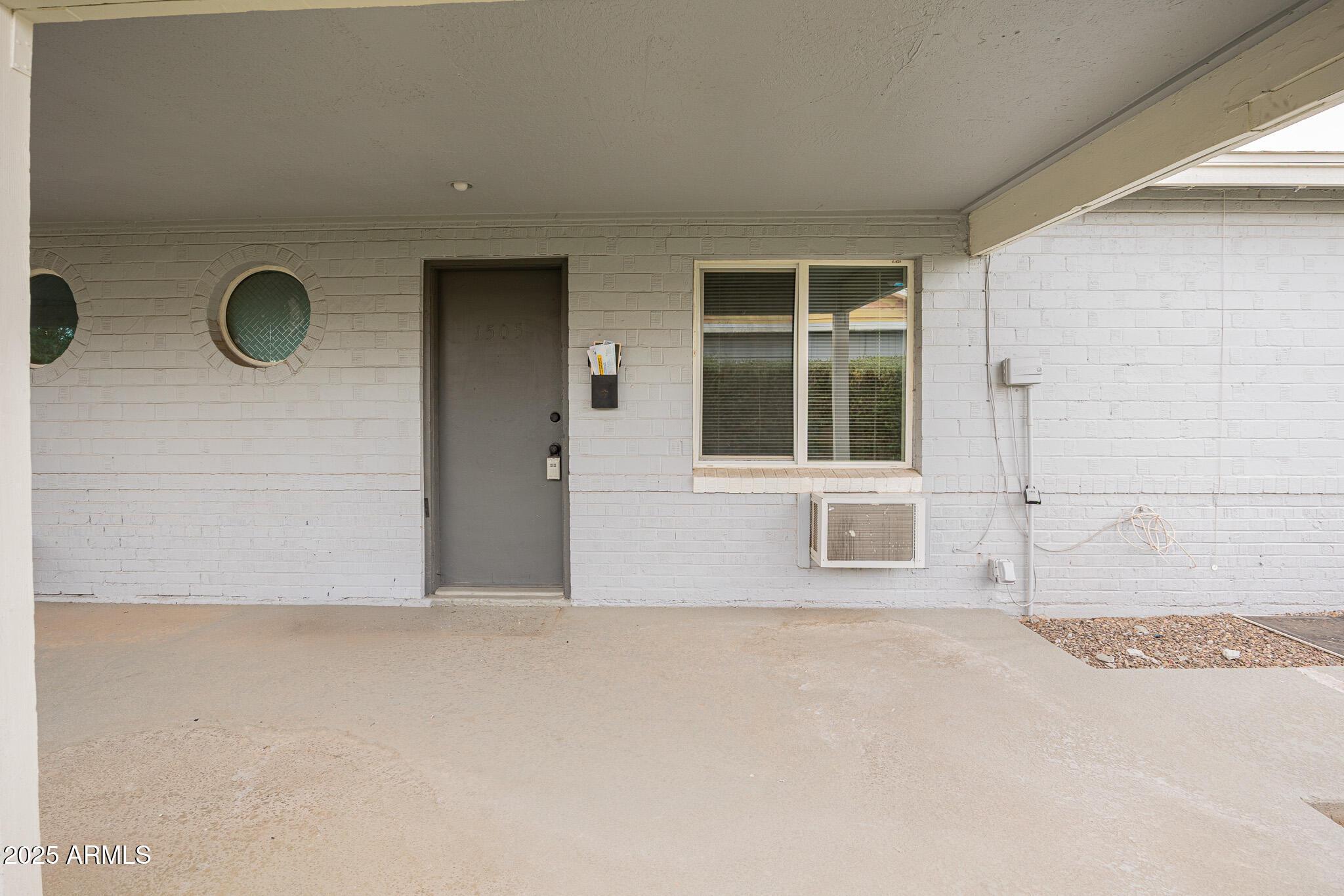 1505 E Harvard Street B