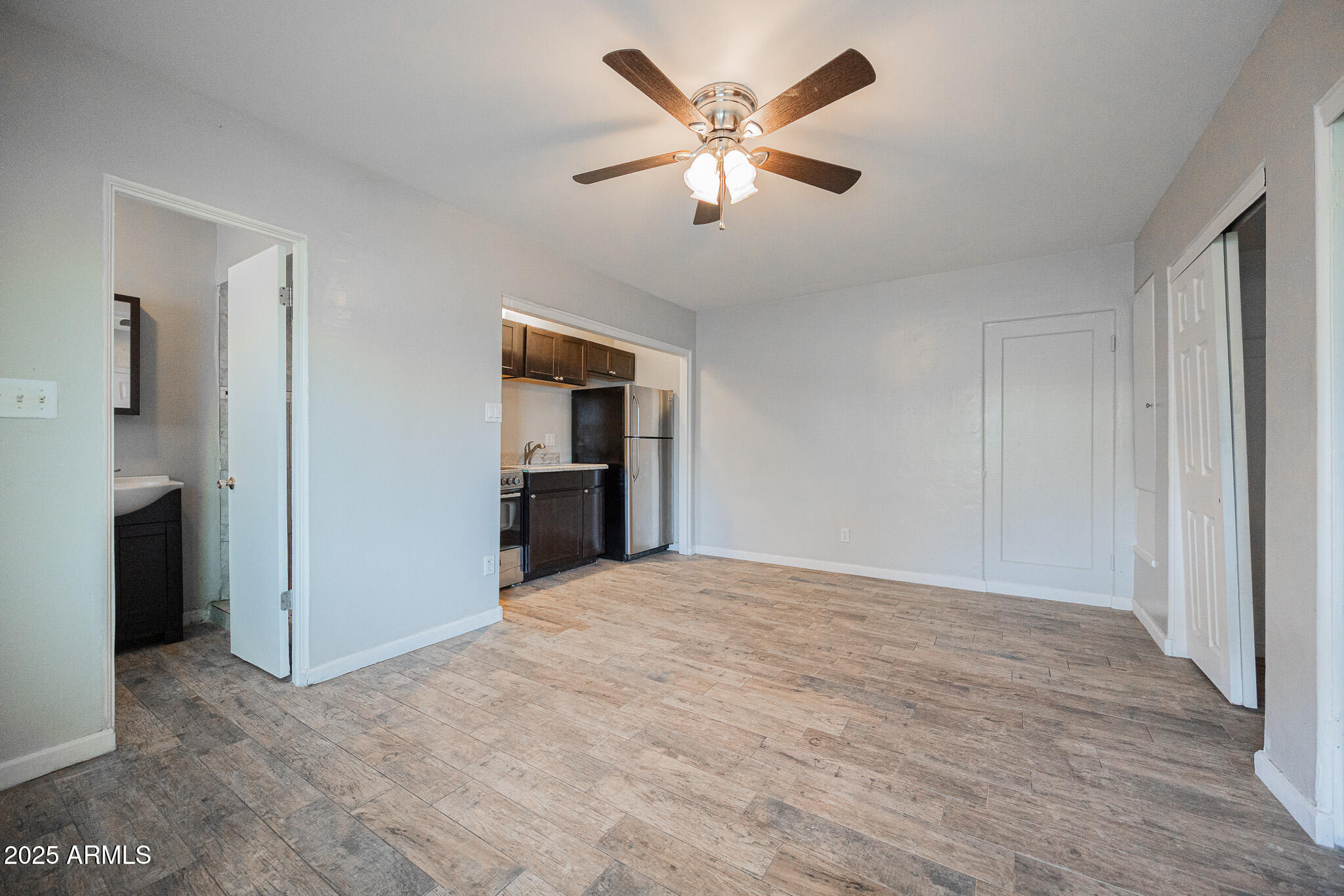 1505 E HARVARD Street B