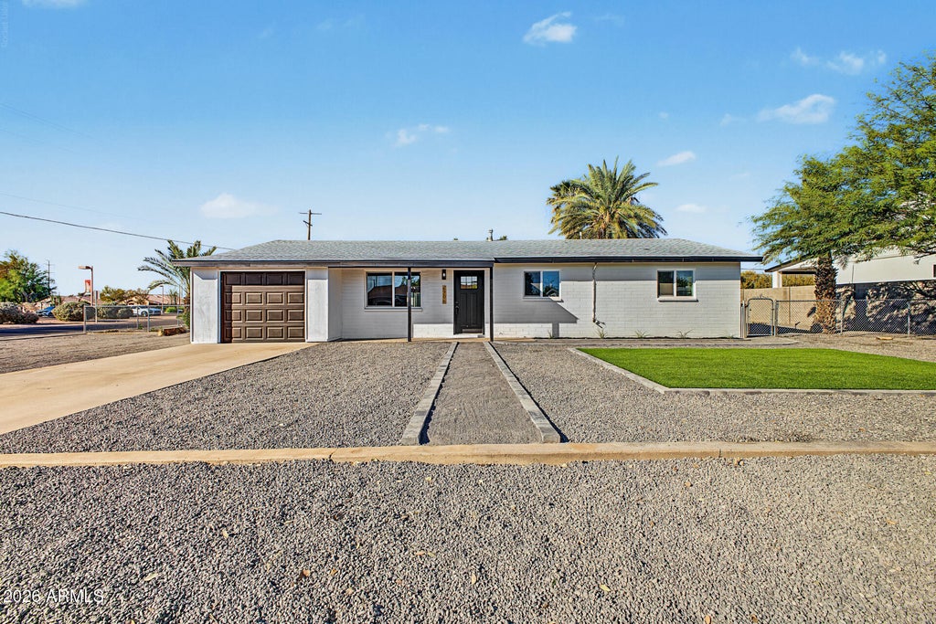 Photo of 6706 E Butte Street, Mesa, AZ 85205 (MLS # 7090950)