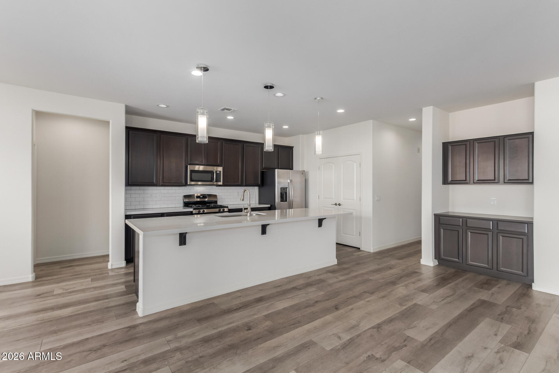 18822 W GEORGIA Avenue