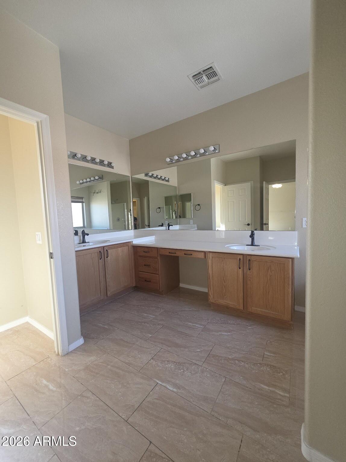 311 N Greenwood -- 1