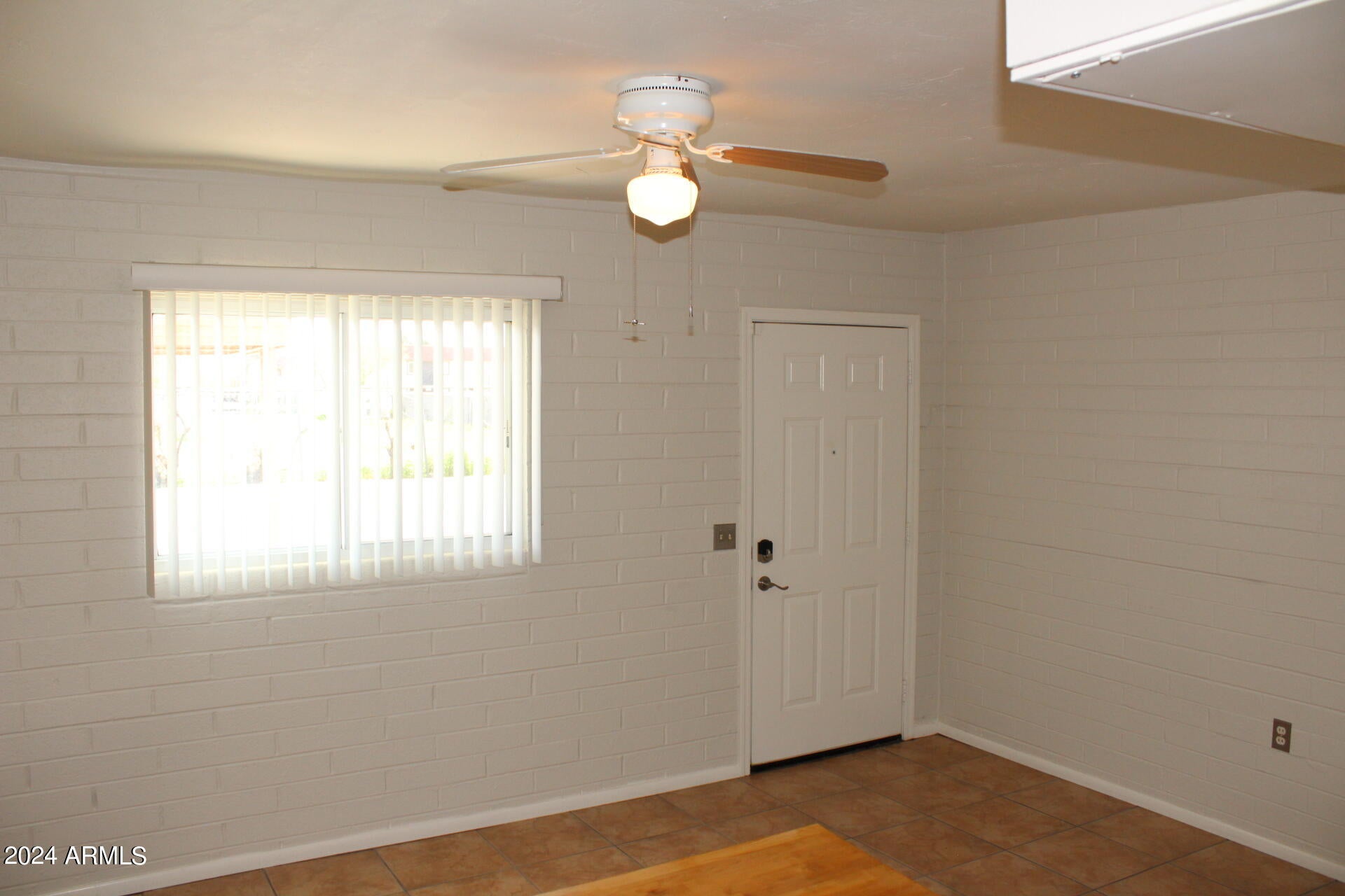 604 S Roosevelt Street Apt 8
