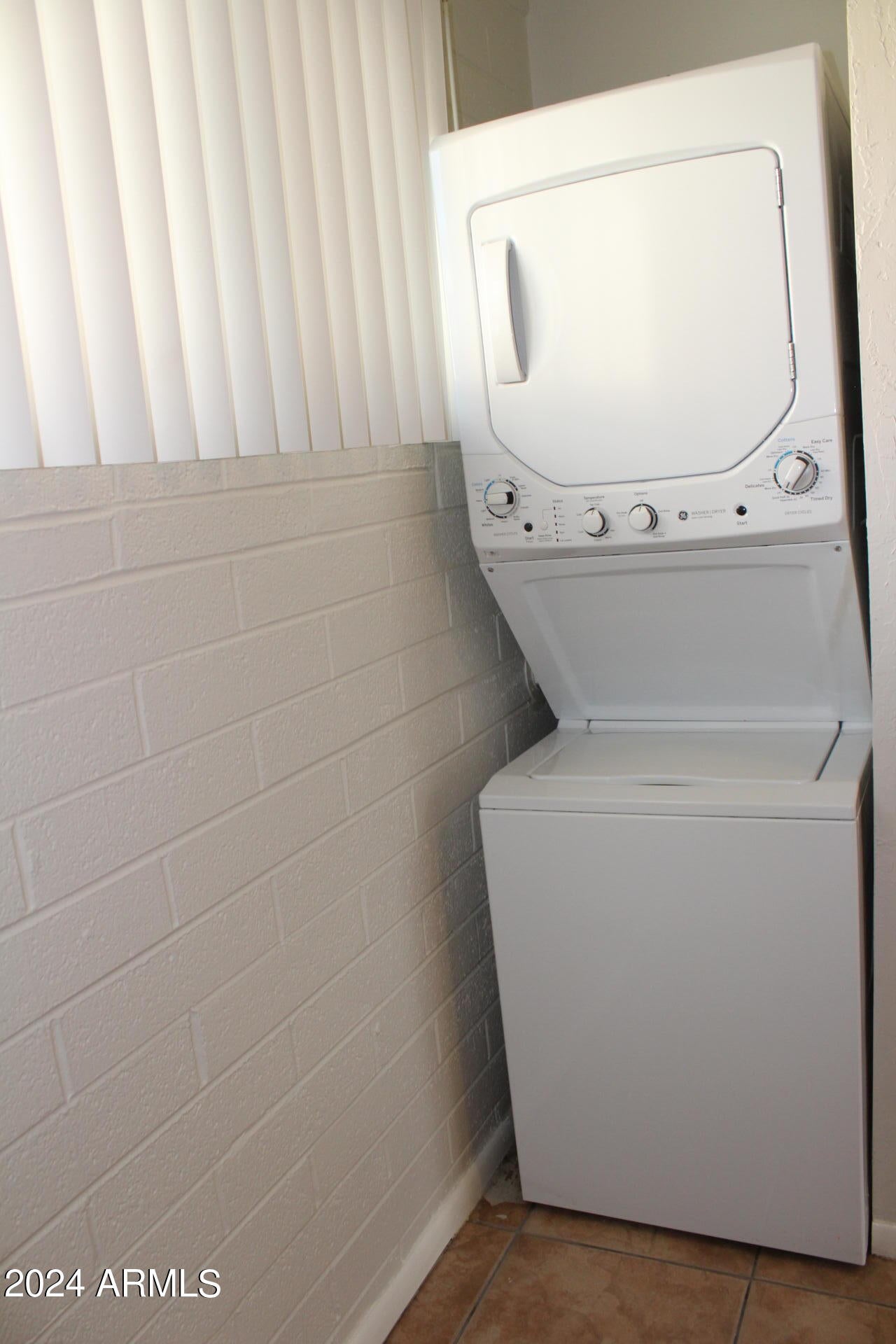 604 S Roosevelt Street Apt 8