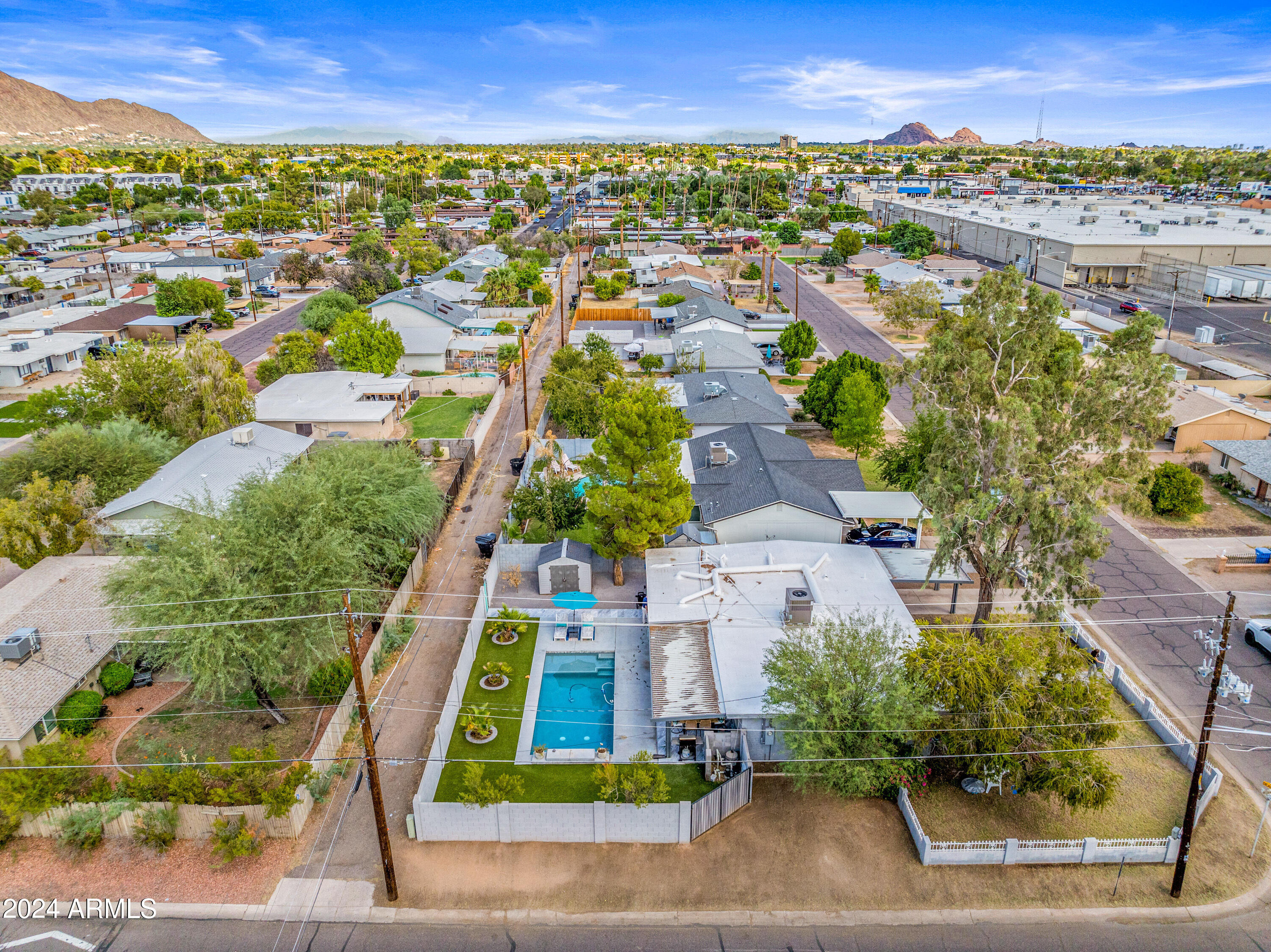 Phoenix, Arizona 85016, United States, 4 Bedrooms Bedrooms, ,2 BathroomsBathrooms,Residential,Pending,42456