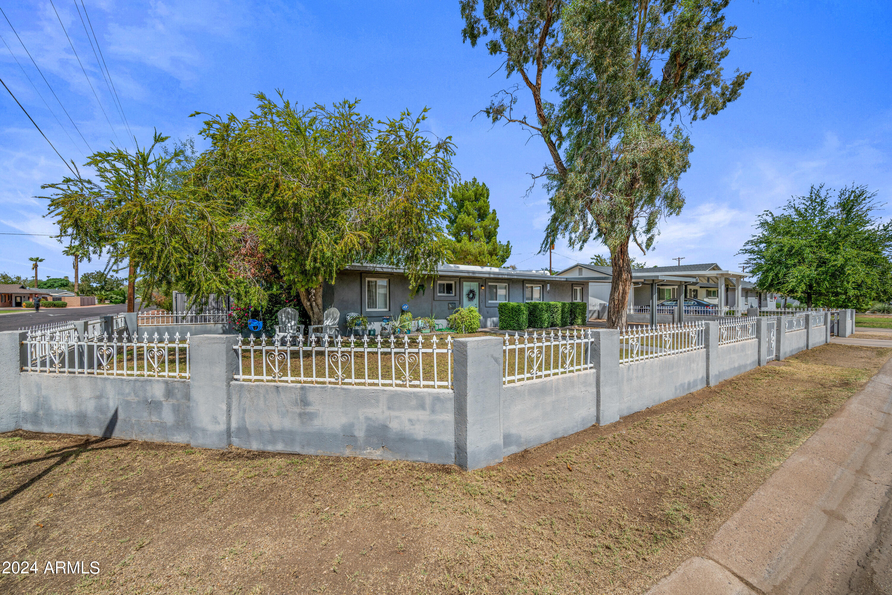 Phoenix, Arizona 85016, United States, 4 Bedrooms Bedrooms, ,2 BathroomsBathrooms,Residential,Pending,42456