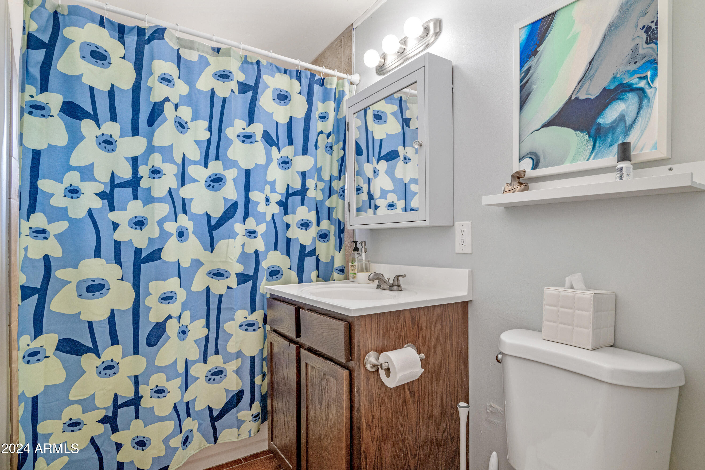 Phoenix, Arizona 85016, United States, 4 Bedrooms Bedrooms, ,2 BathroomsBathrooms,Residential,Pending,42456