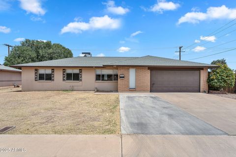 4102 W GOLDEN Lane Phoenix AZ 85051