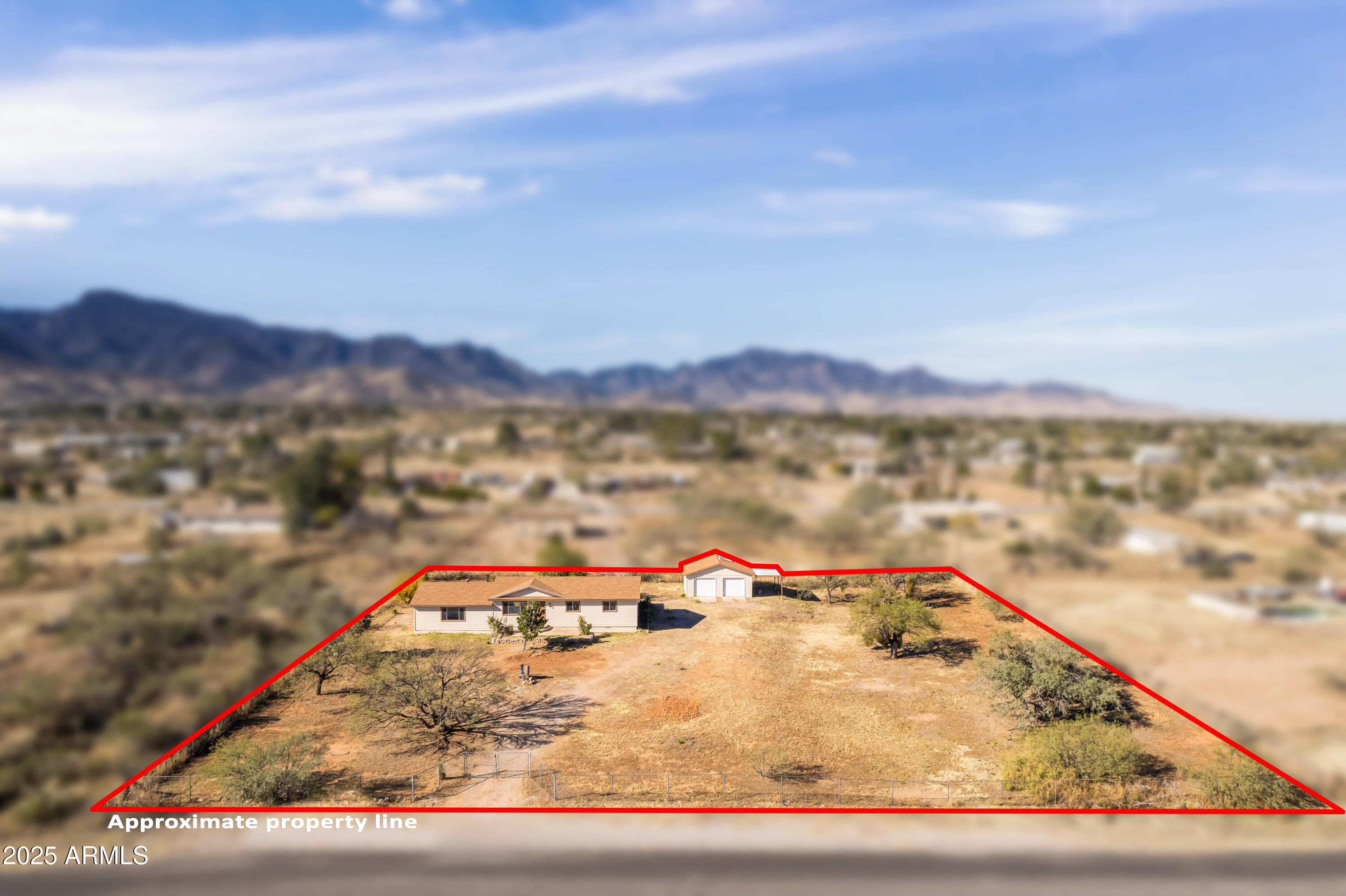 5016 S SANTA LUCIA Avenue