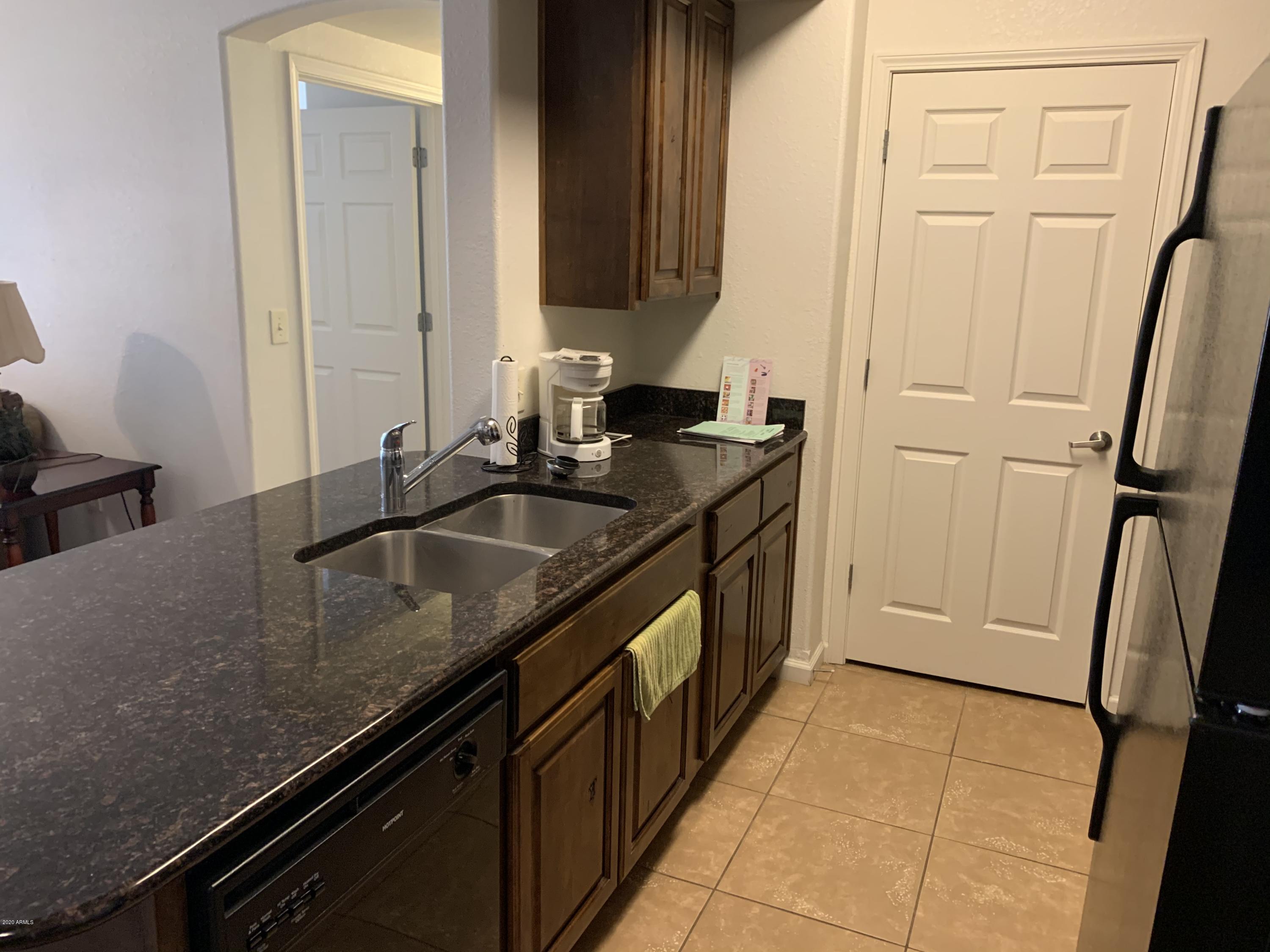 CASA ANTIGUA CONDOMINIUMS - Residential Lease