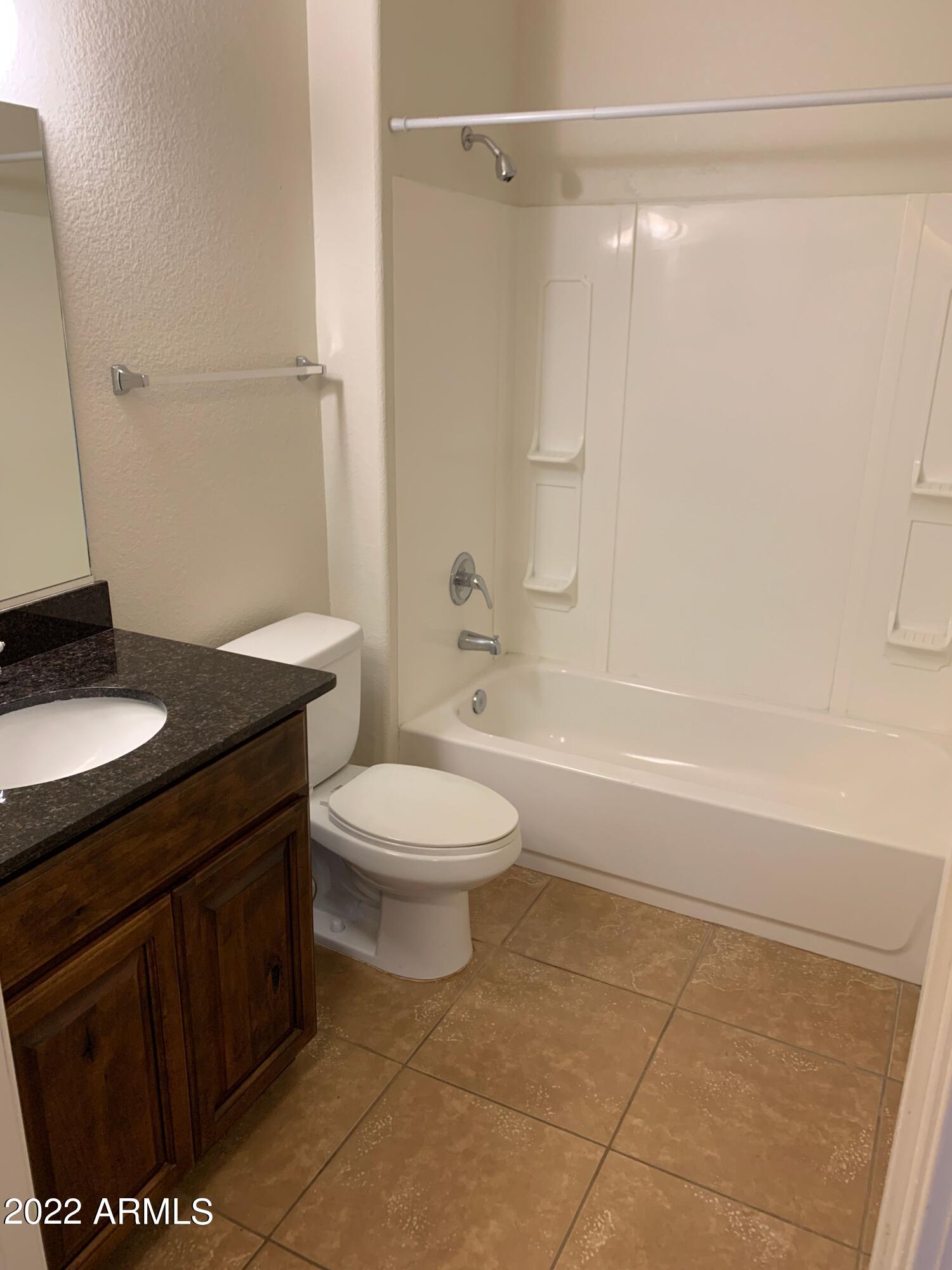 CASA ANTIGUA CONDOMINIUMS - Residential Lease