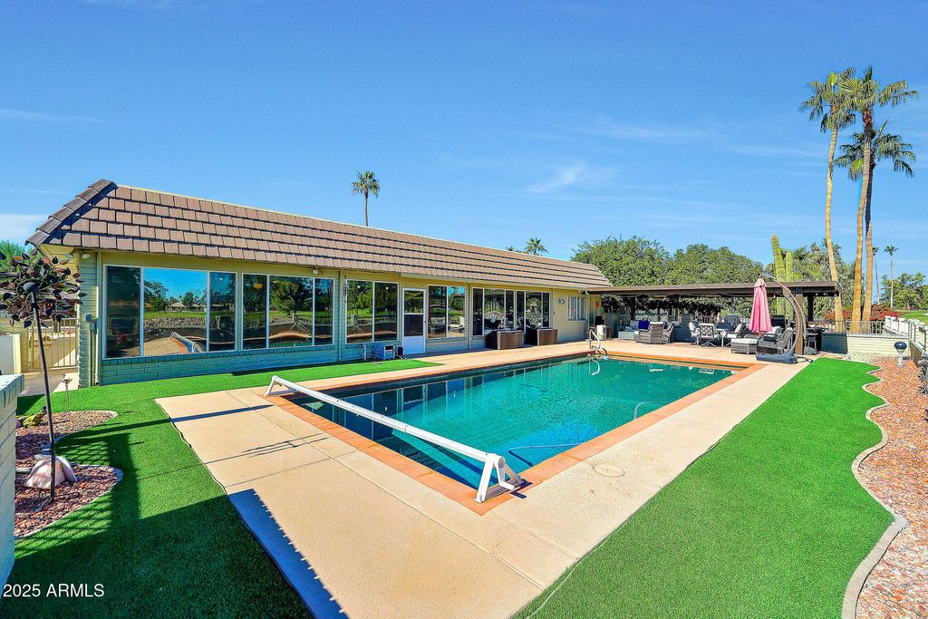 Photo of 17427 N Lindgren Avenue, Sun City, AZ 85373 (MLS # 6944766)