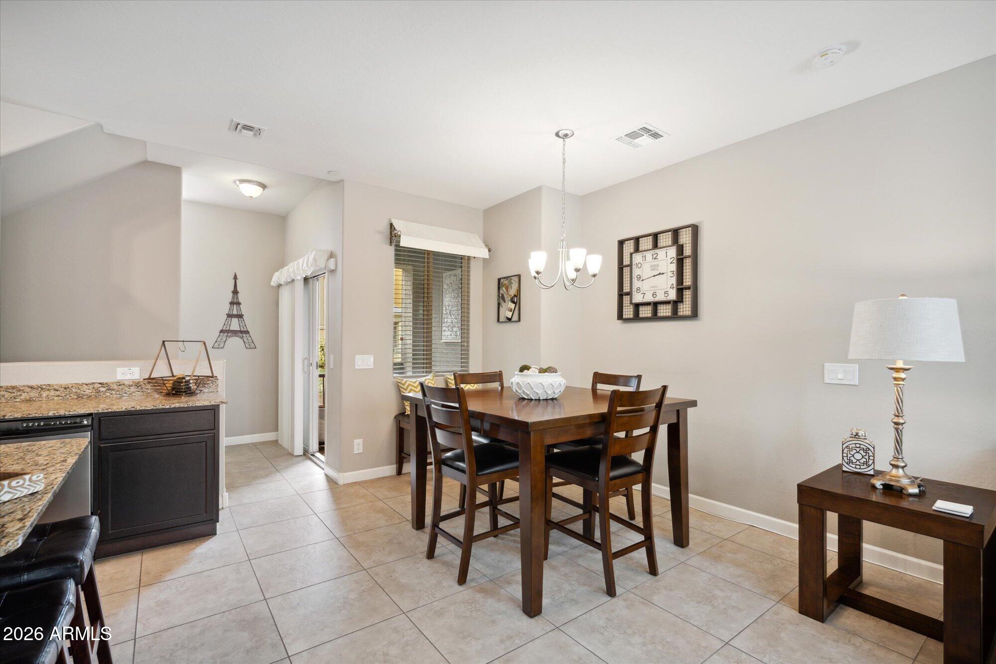 2150 W ALAMEDA Road 1371