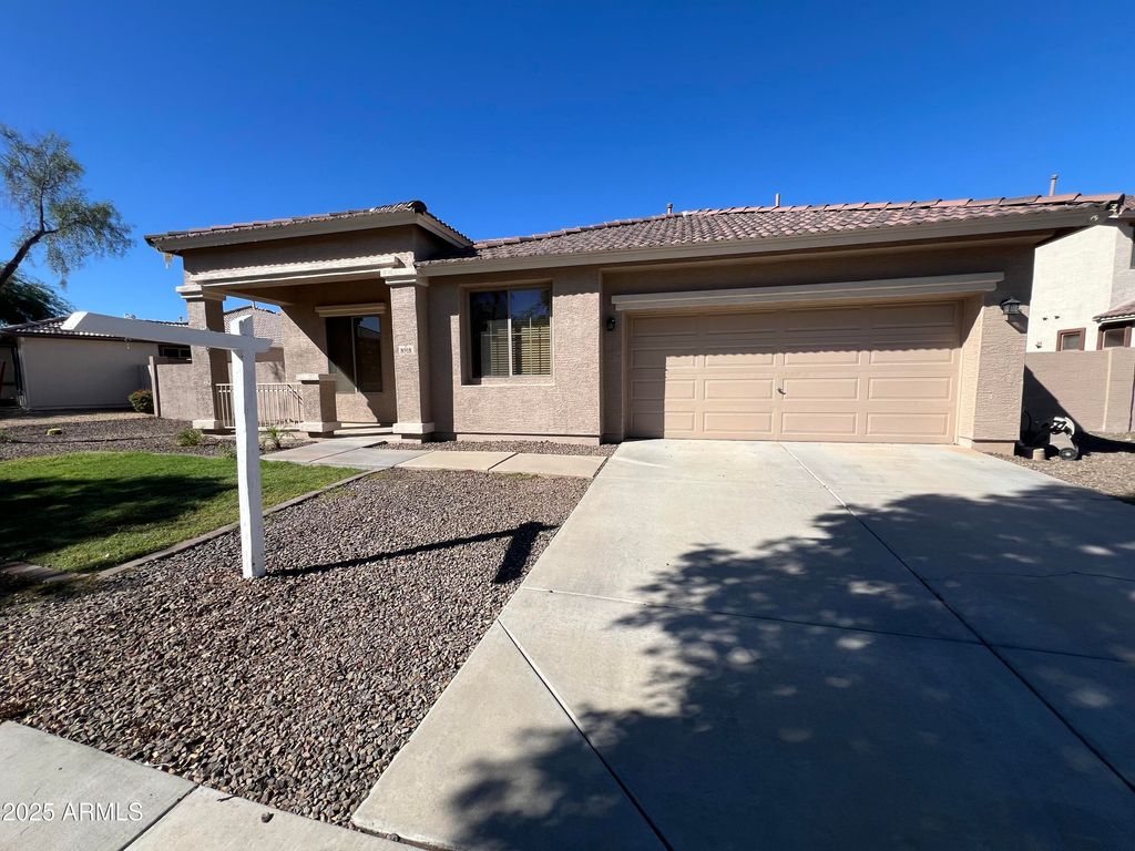 Photo of 8918 S 40th Drive, Laveen, AZ 85339 (MLS # 6935510)
