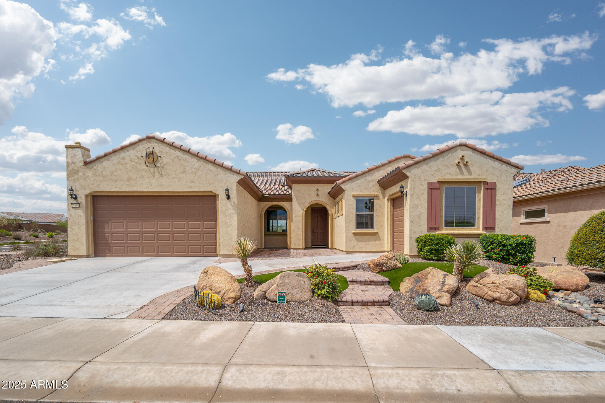 26190 W SIESTA Lane