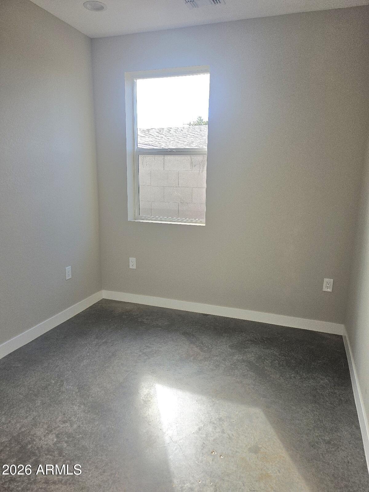 1401 S 11TH Avenue B