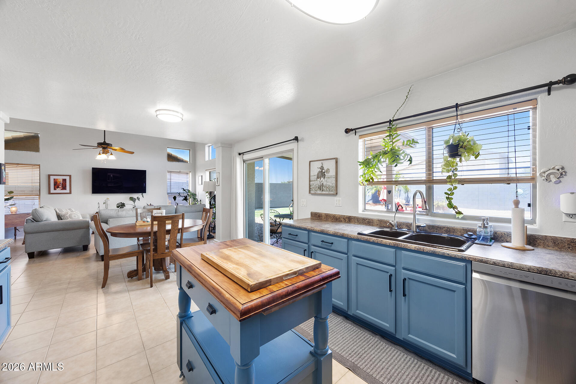 SUNSET VISTA - Residential