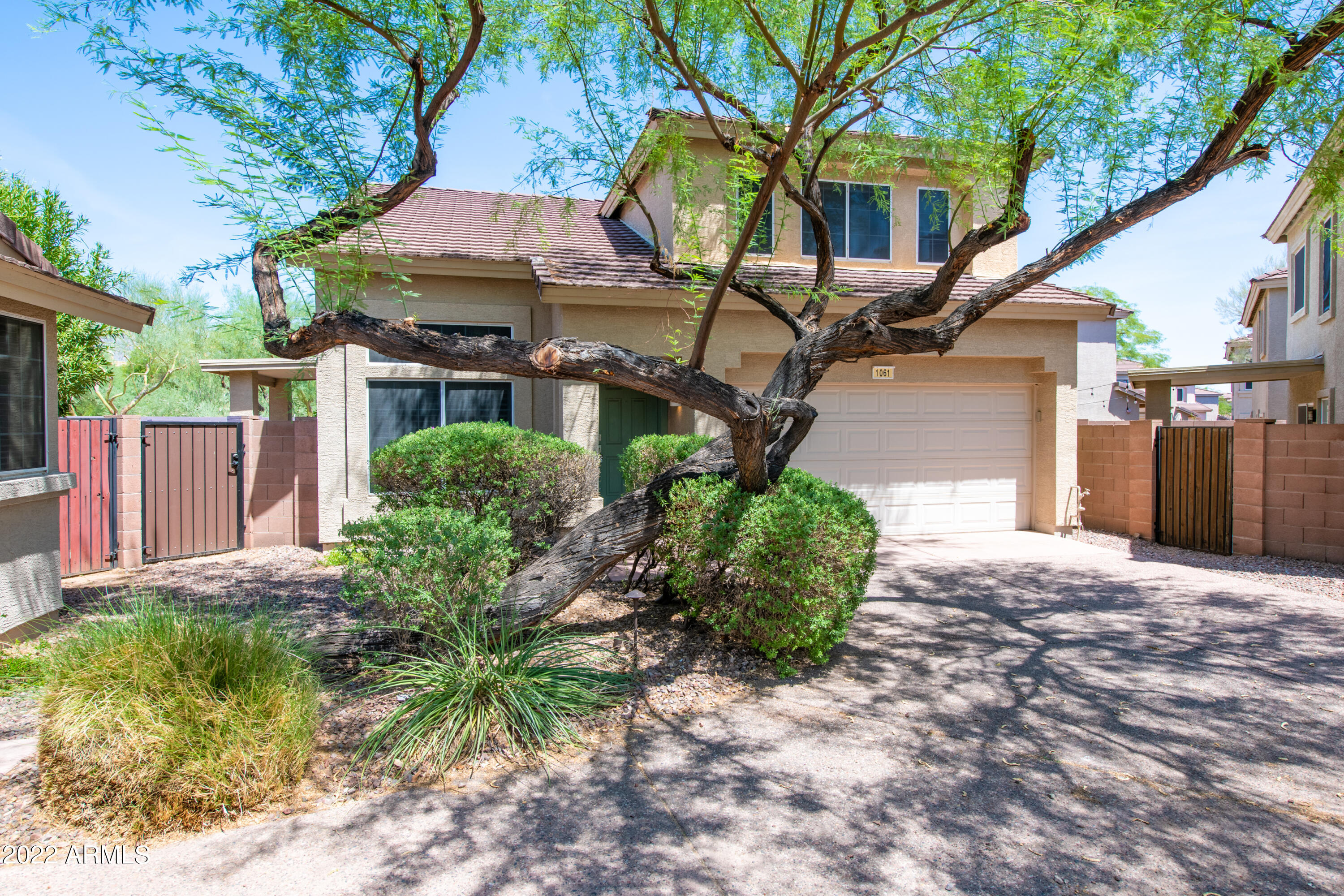 15550 N Frank Lloyd Wright Boulevard 1061